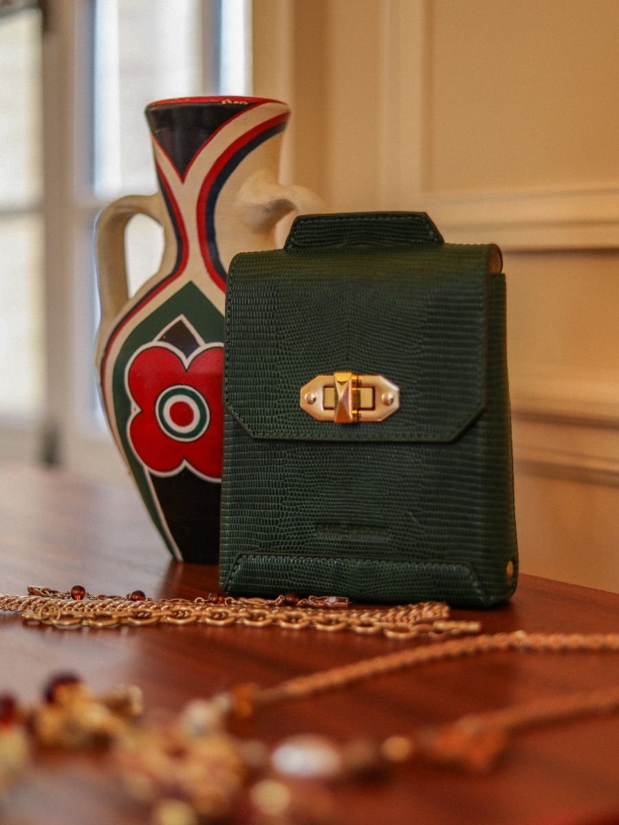 photo-view-telefoontas-drager-leer-groen-agathe-1960-paul-marius-m70-l-dg