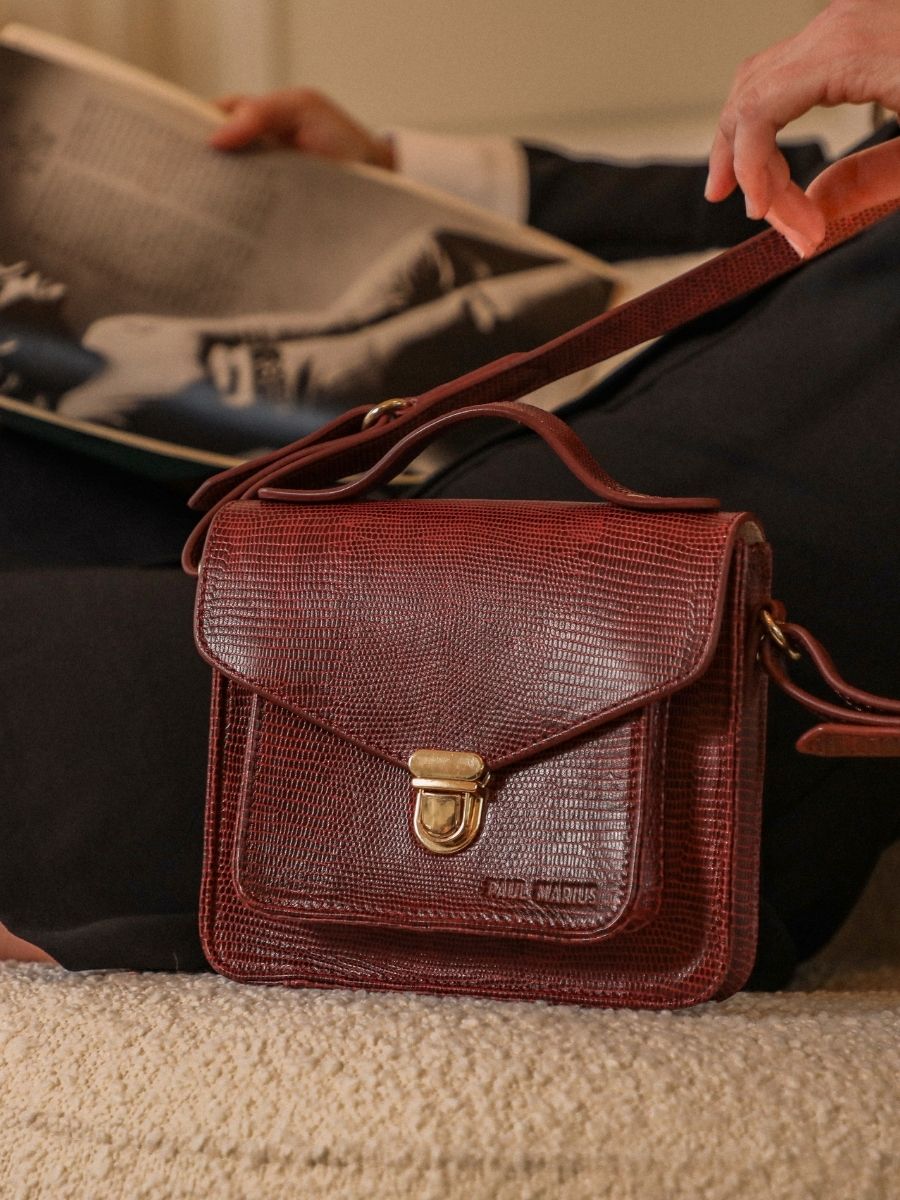 foto-view-hand-tas-leer-rood-MADEMOISELLE-GEORGE-XS-1960-PAUL-MARIUS-W05XS-L-R