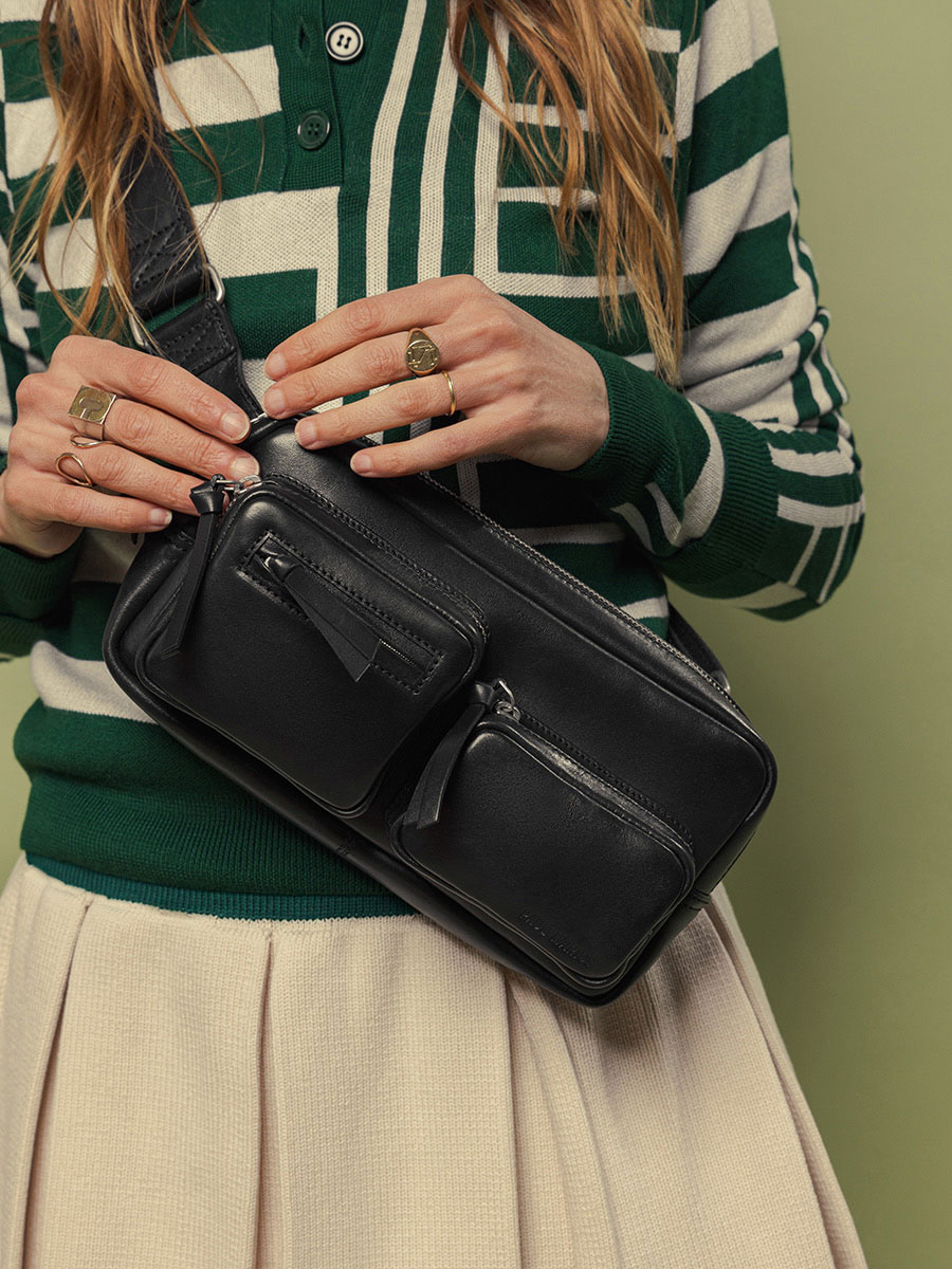 canvas-leder-labanaan-90s-zwart-materiaal-zoom-view-m86-b