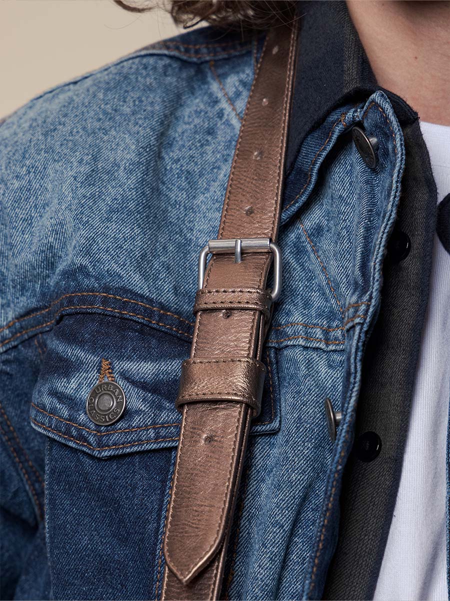 leren-buideltas-90s-koper-zoom-view-materiaal-w57-c