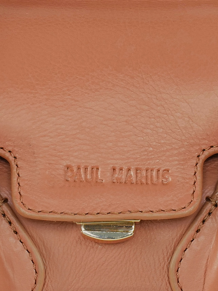 foto-achteraanzicht-mini-handtas-leder-bruin-colette-xs-art-deco-caramel-paul-marius-w28xs-ad-ca