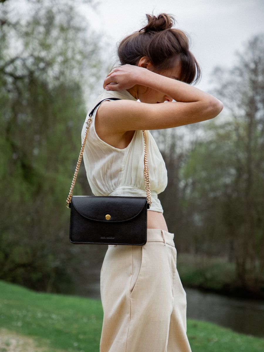 foto-gezicht-zak-tas-leder-zwart-van-jays-bertille-1960-paul-marius-w44-l-b