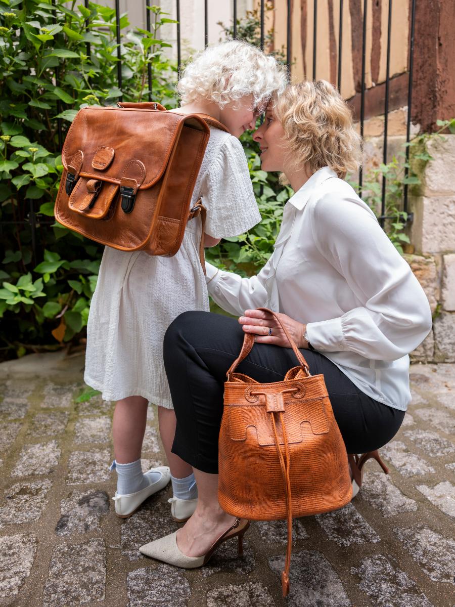 foto-materiaal-school-bord-bruin-standaard-school-paul-marius-m06s14-ol