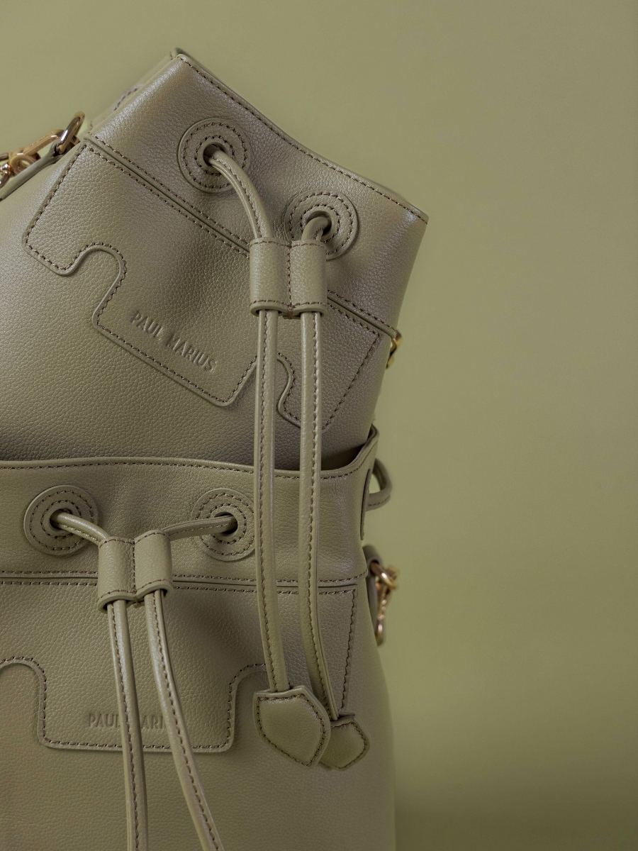 minitas-leder-capucijn-xs-amandel-zoom-zicht-materiaal-w39xs-al