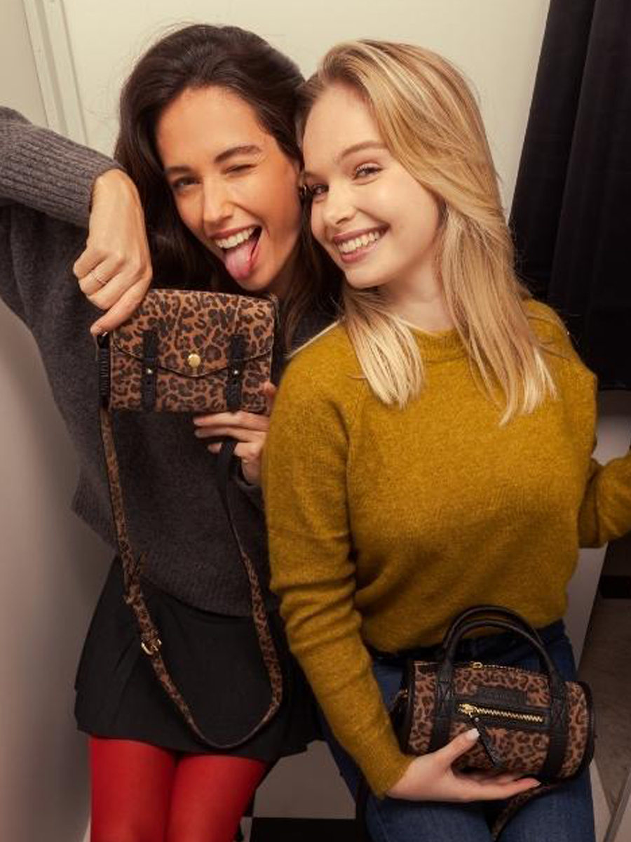 tas-bandouliere-charlie-leopard-zwart-door-view-w30-lp-b