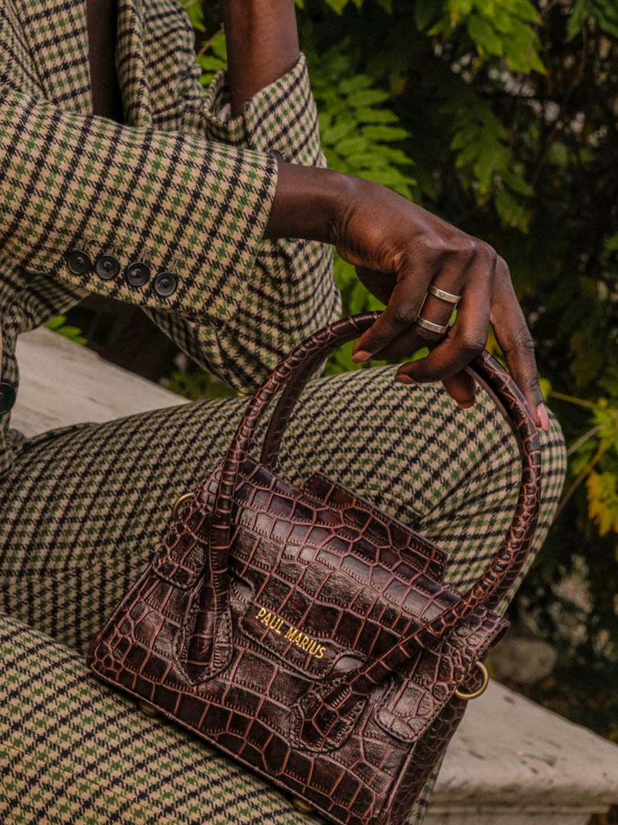 foto-front-foto-handtas-leder-vrouw-colette-xs-alligator-bruin-paul-marius-w28xs-a-db