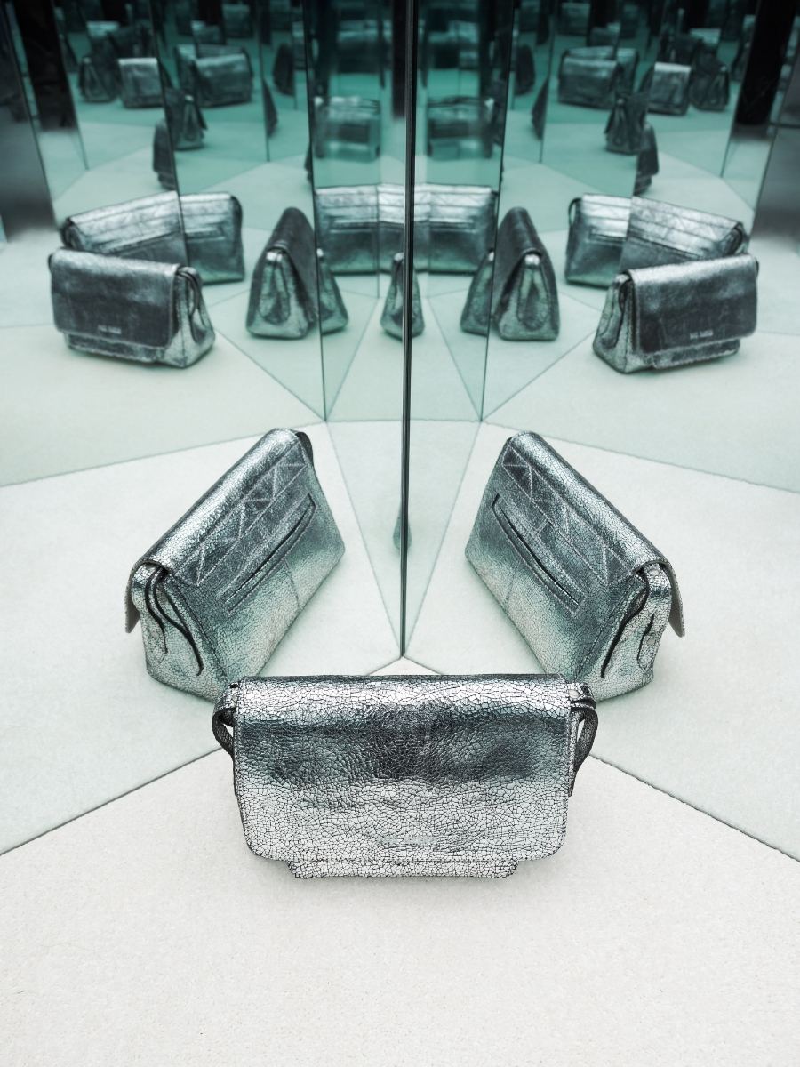 bandolier-tas-diane-spiegel-zilver-face-view-w35s-mir