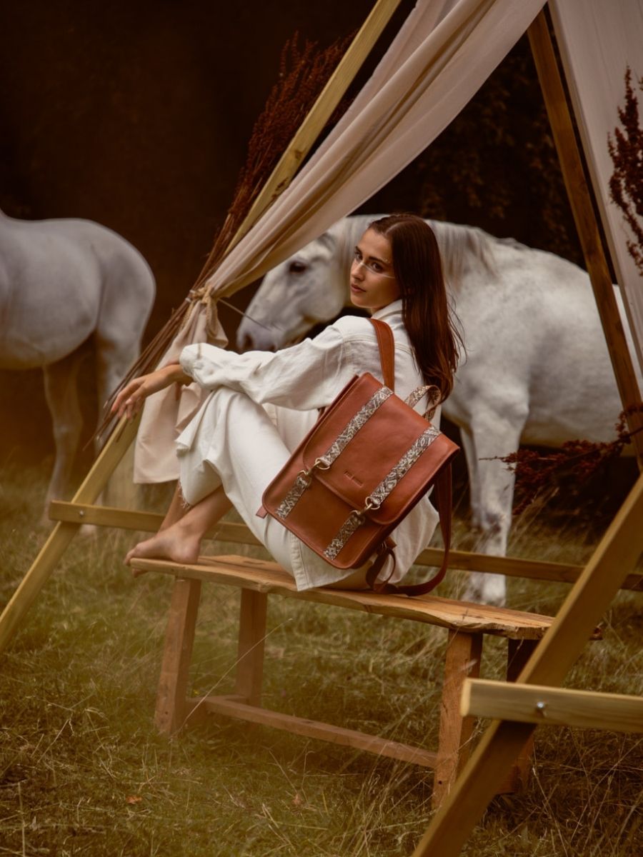 foto-vue-gezichtstas-rug-leer-multicolor-lecoursier-esperanza-paul-marius-m03-mex