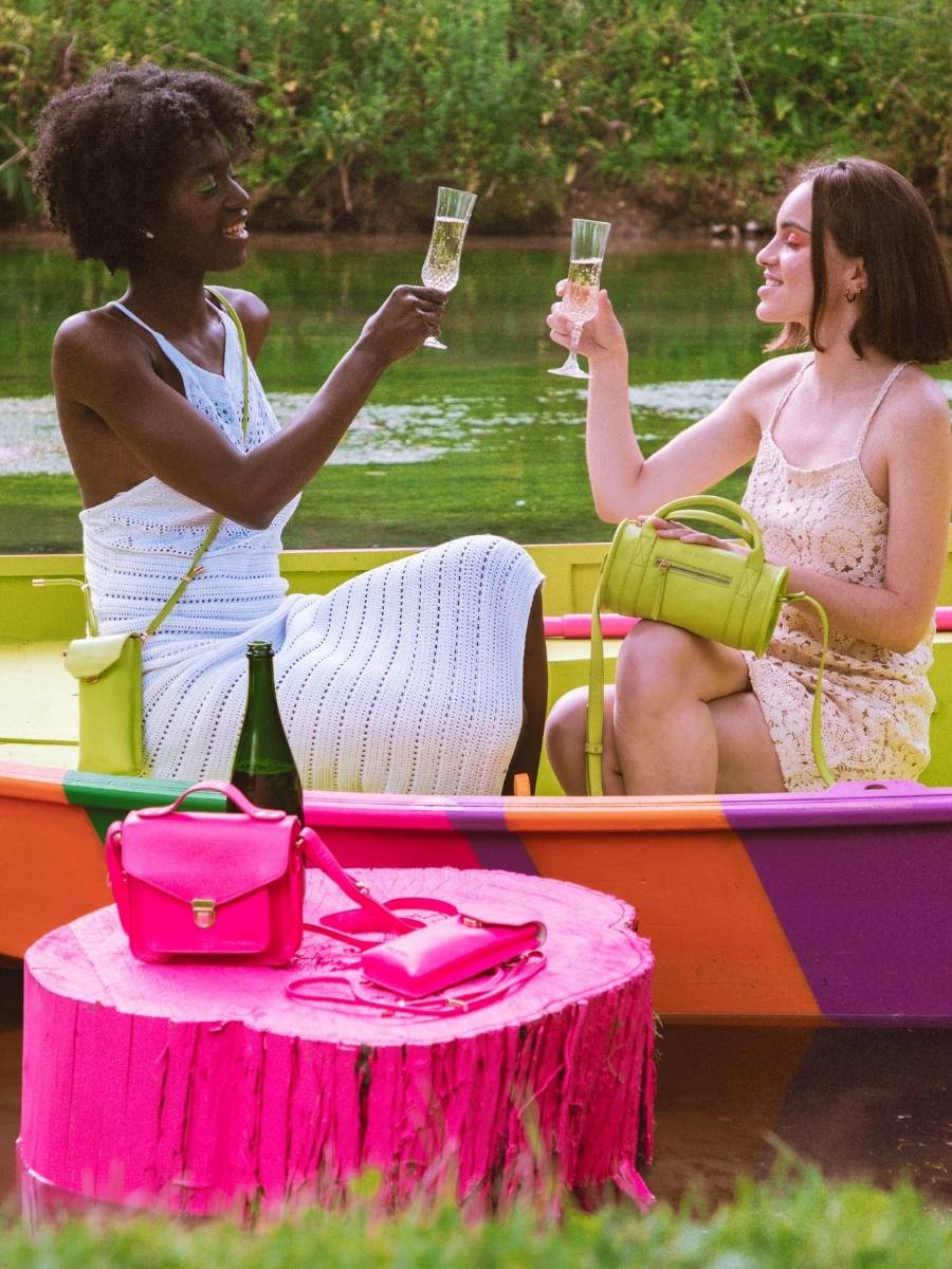 photo-bag-carrier-telefoon-leder-groen-eva-sorbet-appel-paul-marius-m71-sb-lgr