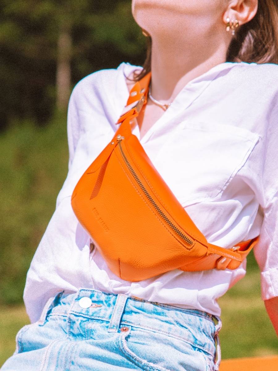 photo-face-mini-banaan-tas-leder-oranje-labana-xs-sorbet-mango-paul-marius-m503xs-sb-o