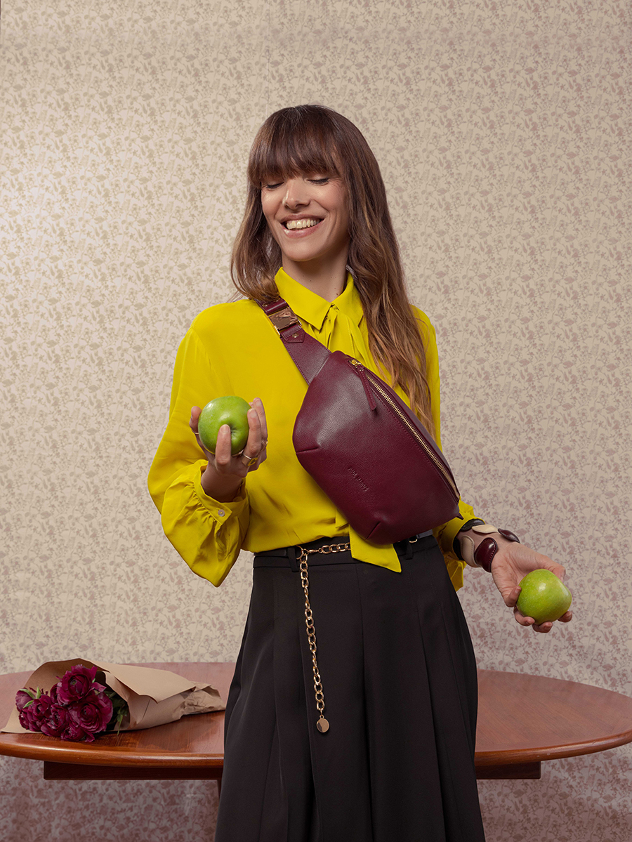 tas-banana-leder-labana-paars-cote-view-m503-p