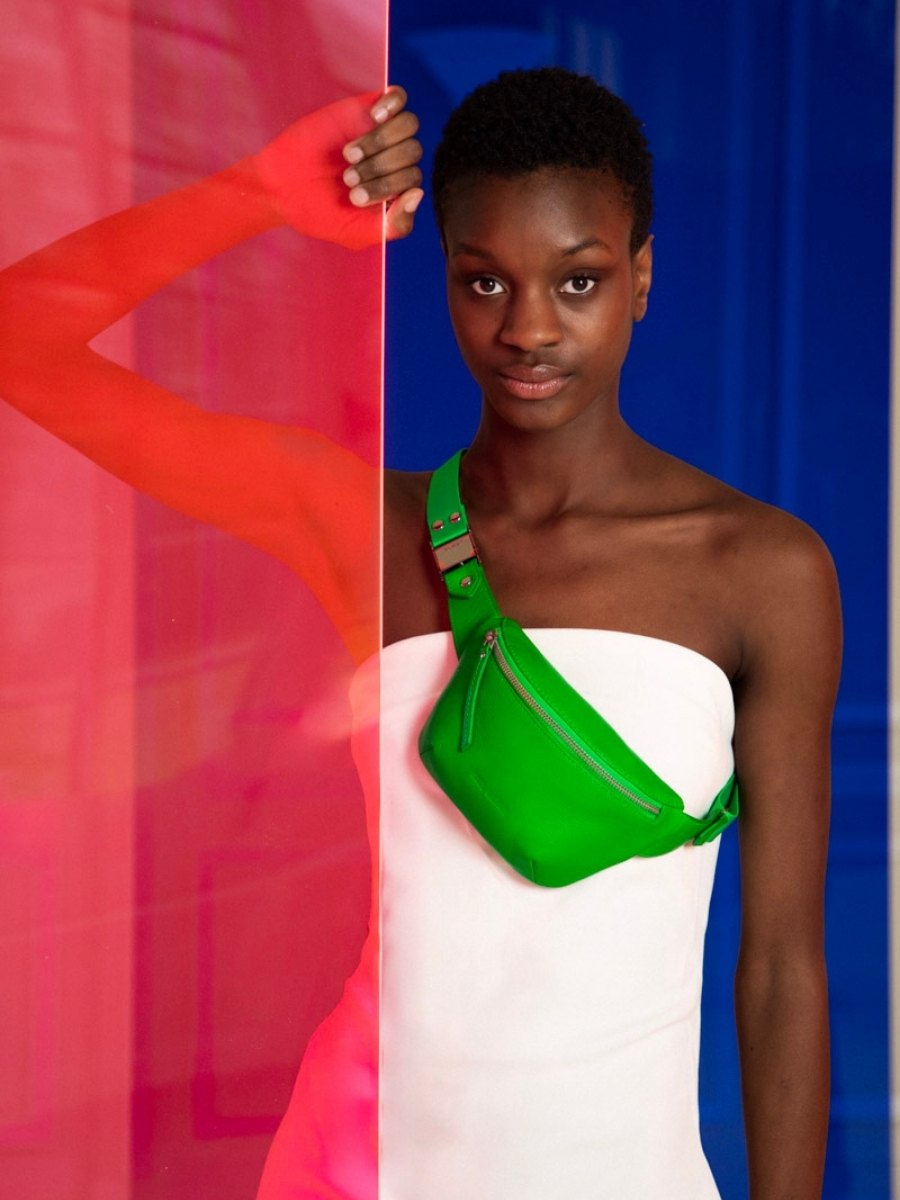 photo-vue-face-banana-tas-leder-groen-labanaan-xs-neon-paul-marius-m503xs-ne-gr