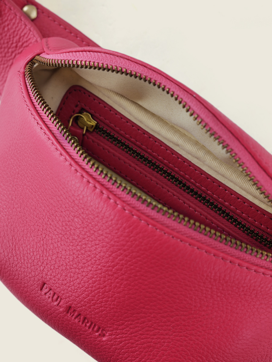 photo-vUE-INTERIEUR-MINI-BANANA-BAG-LEATHER-PINK-LABANE-XS-SORBET-RASPBERRY-PAUL-MARIUS-M503XS-SB-PI