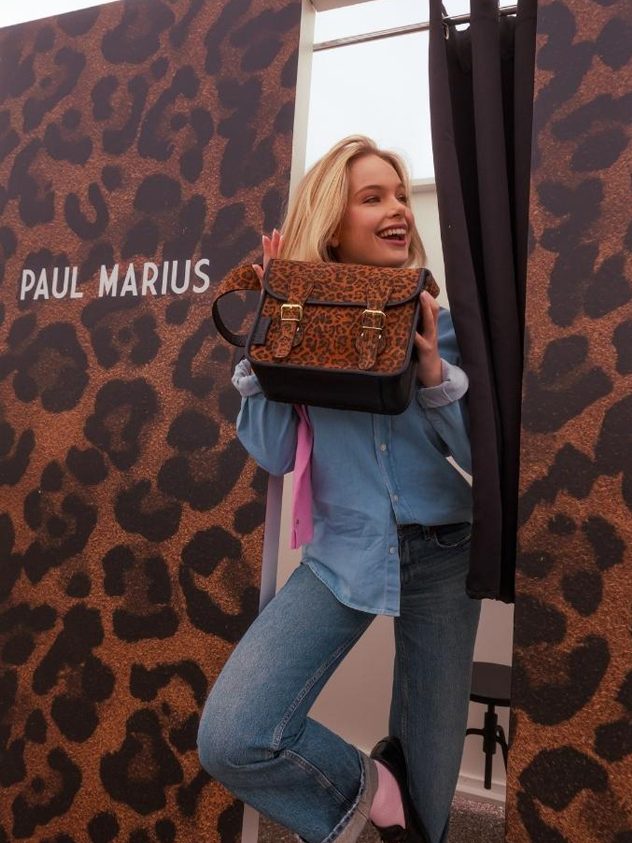 tas-bandouliere-lasacoche-s-LEOPARD-NOIR-VUE-PORTEE-M02S10-LP-b