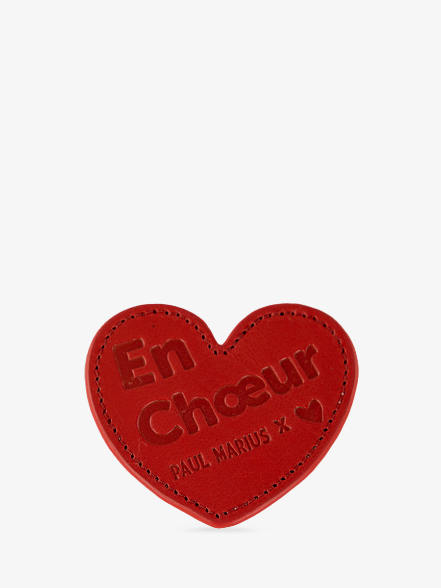 photo-vue-face-badge-cuir-red-lebadge-coeur-enchoeur-rouge-paul-marius-hb-r