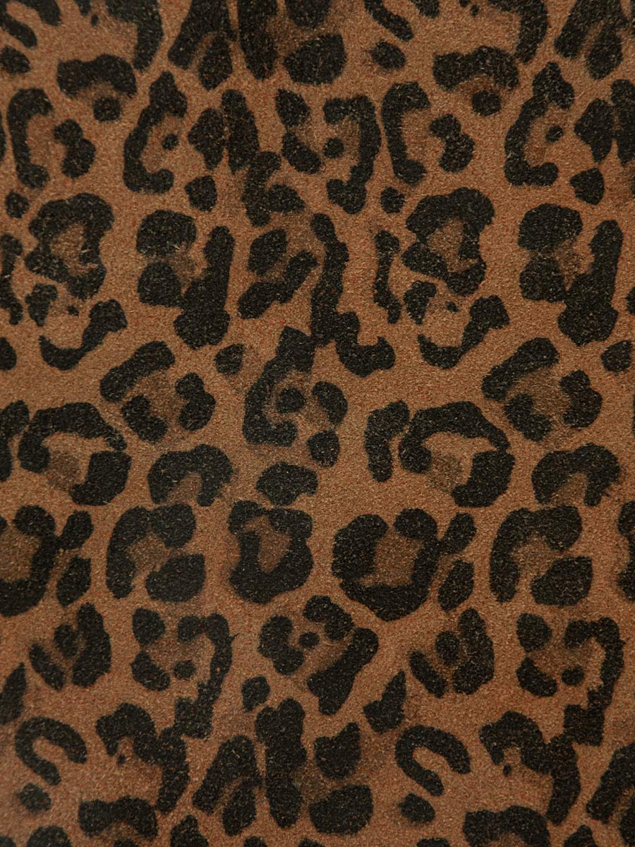 sling-bag-suzon-m-LEOPARD-BLACK-MATERIAL-ZOOM-VIEW-W25M-LP-B-V2