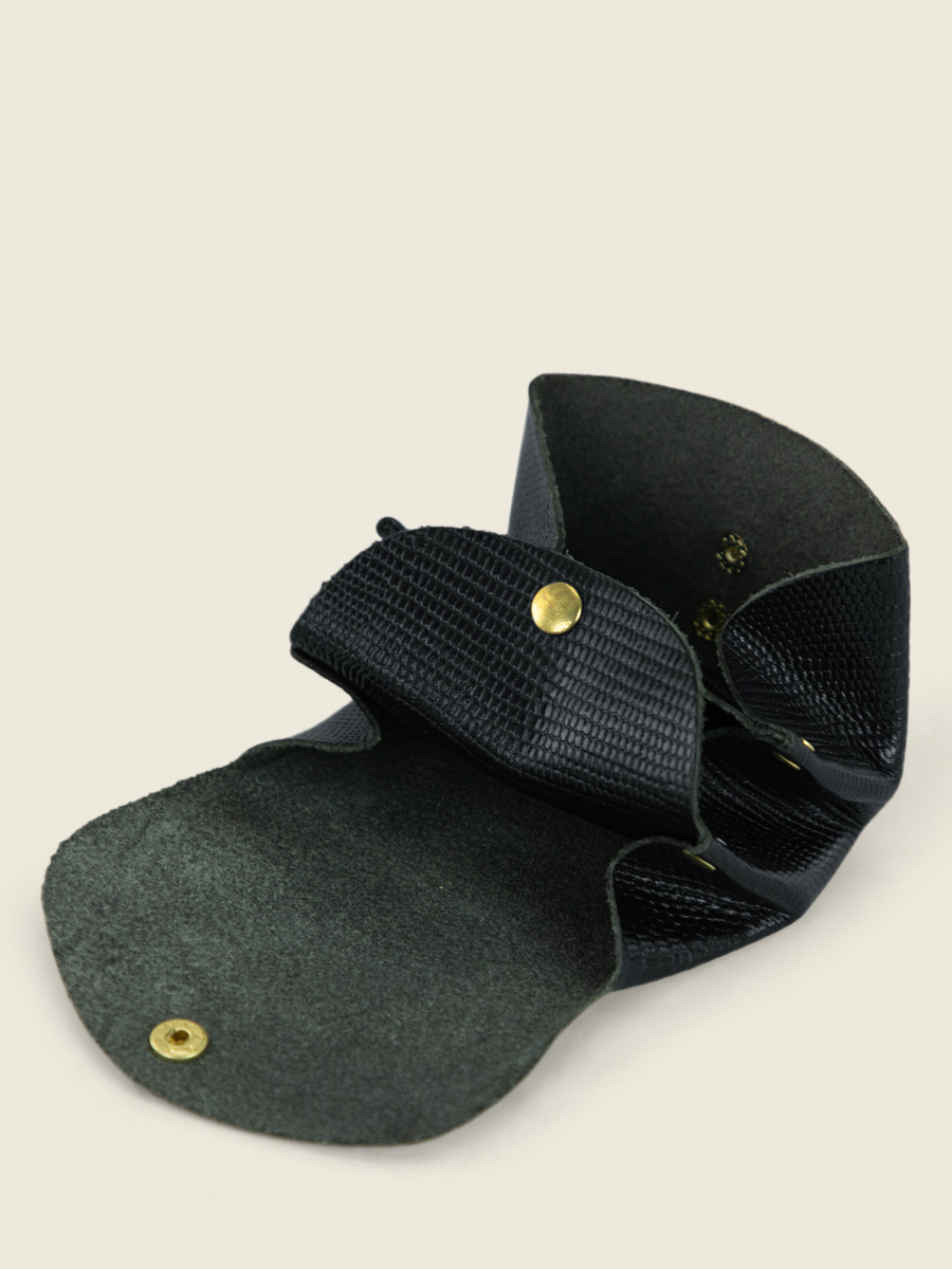 photo-vue-interieur-verpleegster-cuir-noir-de-jais-legustave-1960-paul-marius-clp-l-b