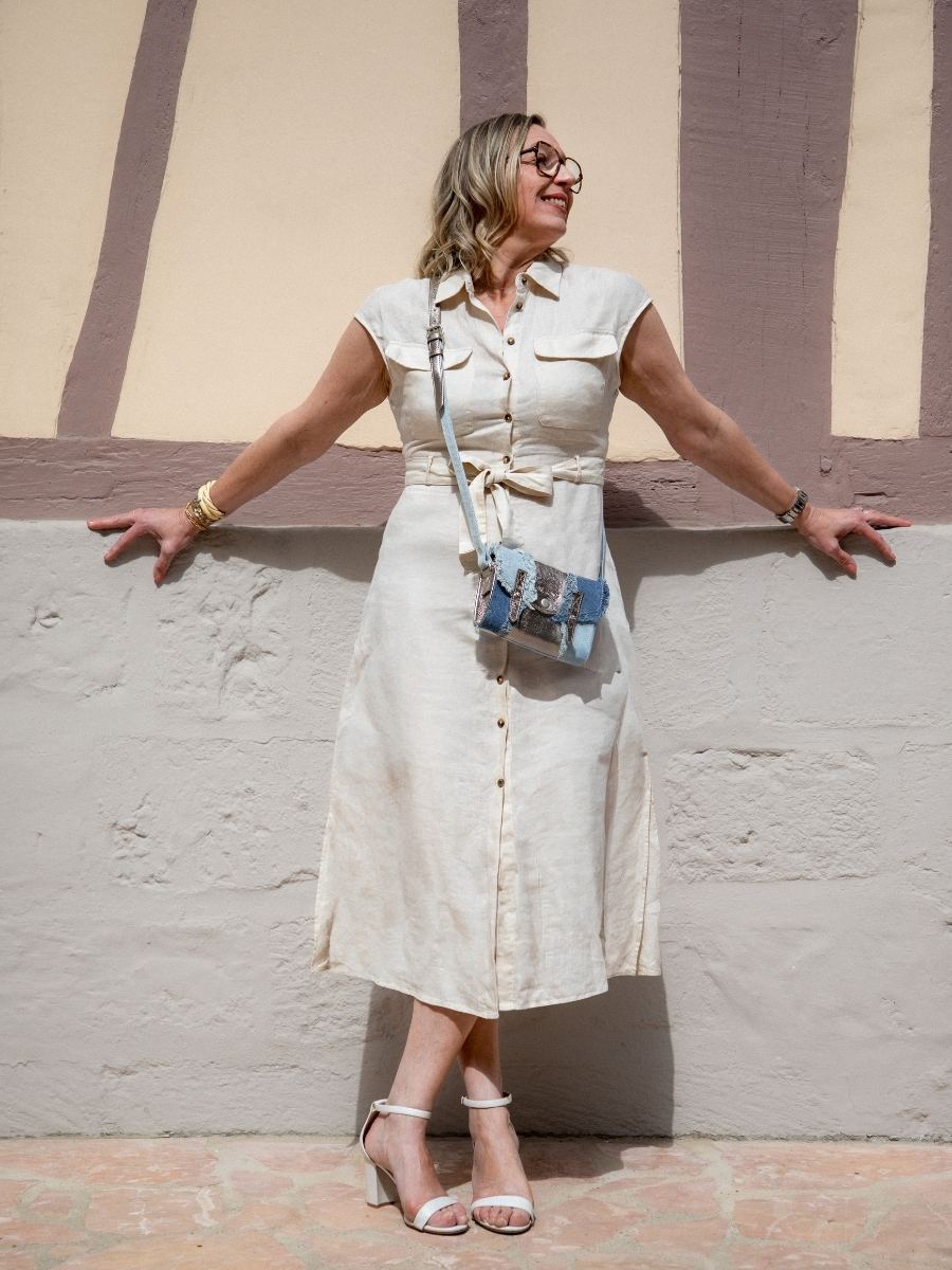 foto-zilver-leer-jeans-vrouwen-lemini-indispensable-sling-bag-carrier-denim-steel-paul-marius-w08s-gm-denim