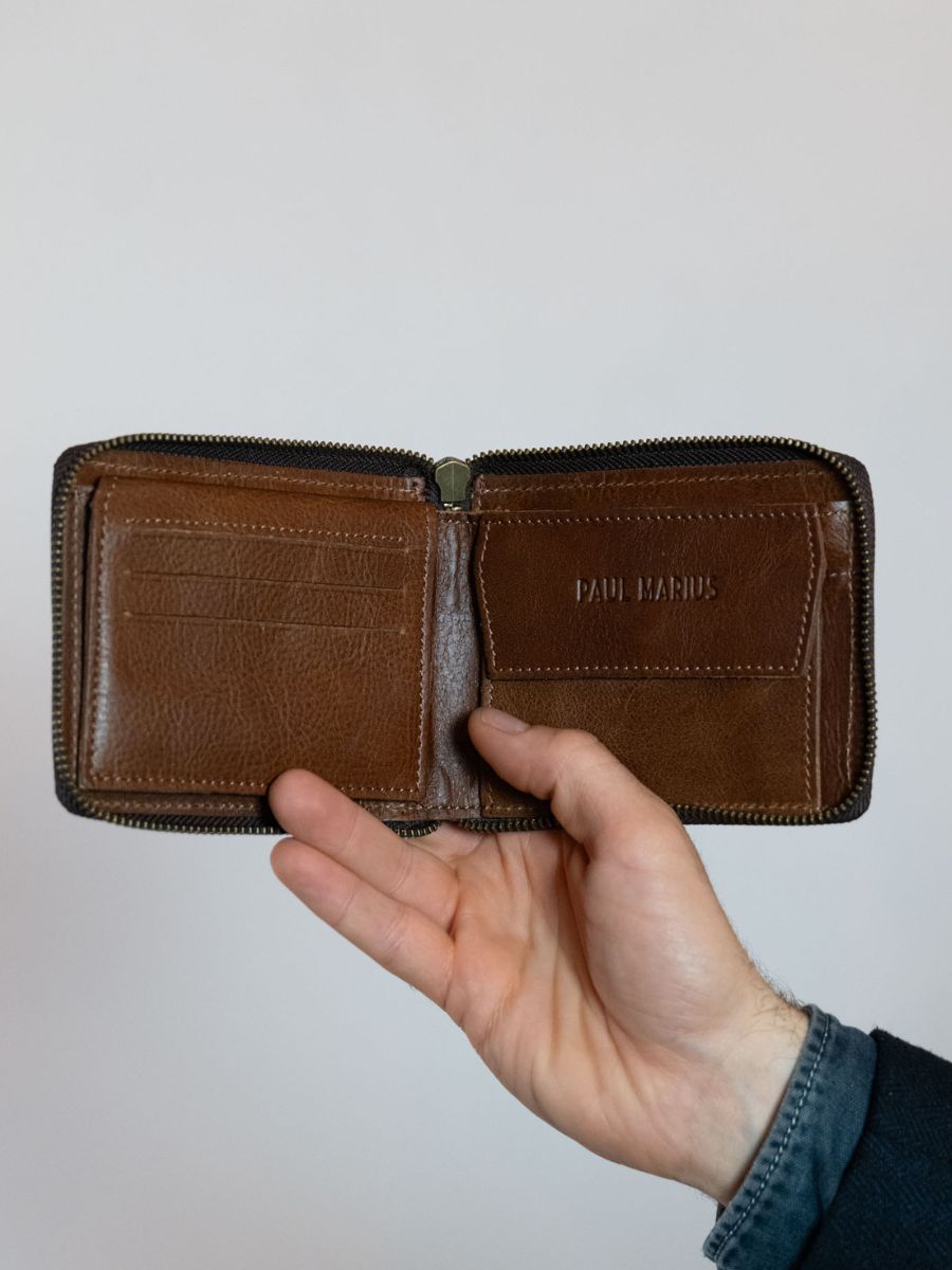 photo-view-wallet-leather-unisex-bruine-leportefeuille-paul-tabac-paul-marius-wallet-mk