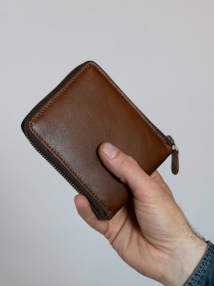 foto-front-wallet-leder-unisex-bruin-wallet-paul-tabac-paul-marius-wallet-mk