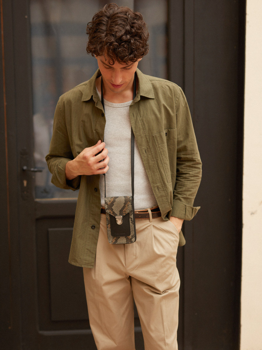 telefoontasje-leer-telefoontasje-python-grijs-zwart-zoom-materiaal-m88-p-gre-b