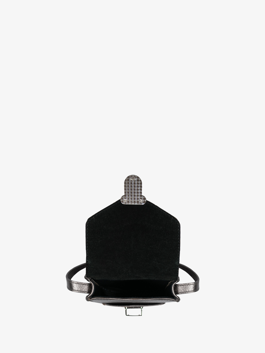 tas-telefoon-zilverkleurig-leer-telefoonhouder-staal-binnenkant-m88-gm