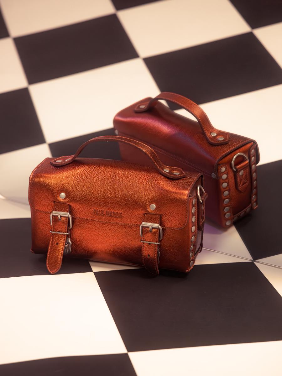 photo-view-zoom-materiaal-bandouli-tas-koper-leder-handwerksman-ginger-paul-marius-p02-m-o