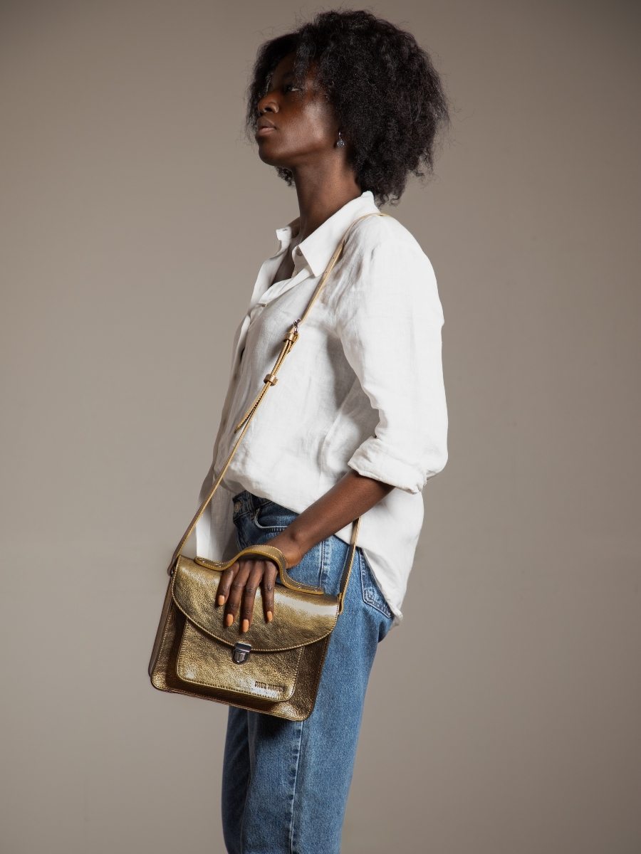 photo-view-hand-bag-carrier-gold-leather-mademoiselle-george-bronze-paul-marius-w05-og