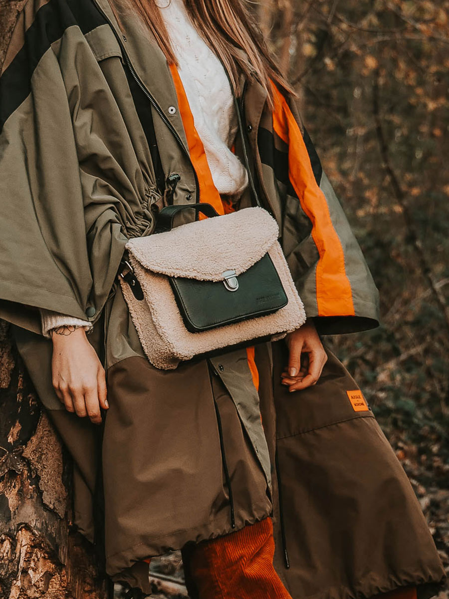 photo-front-sac-bandouliere-leder-vrouw-zwart-mademoiselle-george-himalaya-zwart-olie-paul-marius-w05-sh-w-obl