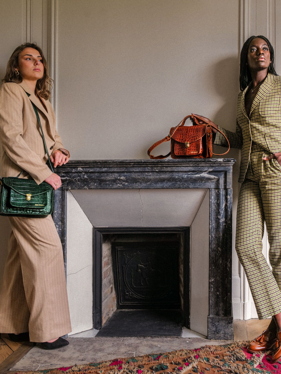 foto-purse-bandolier-LEATHER-WOMAN-MADEMOISELLE-GEORGE-ALLIGATOR-VERT-PAUL-MARIUS-W05-A-DG