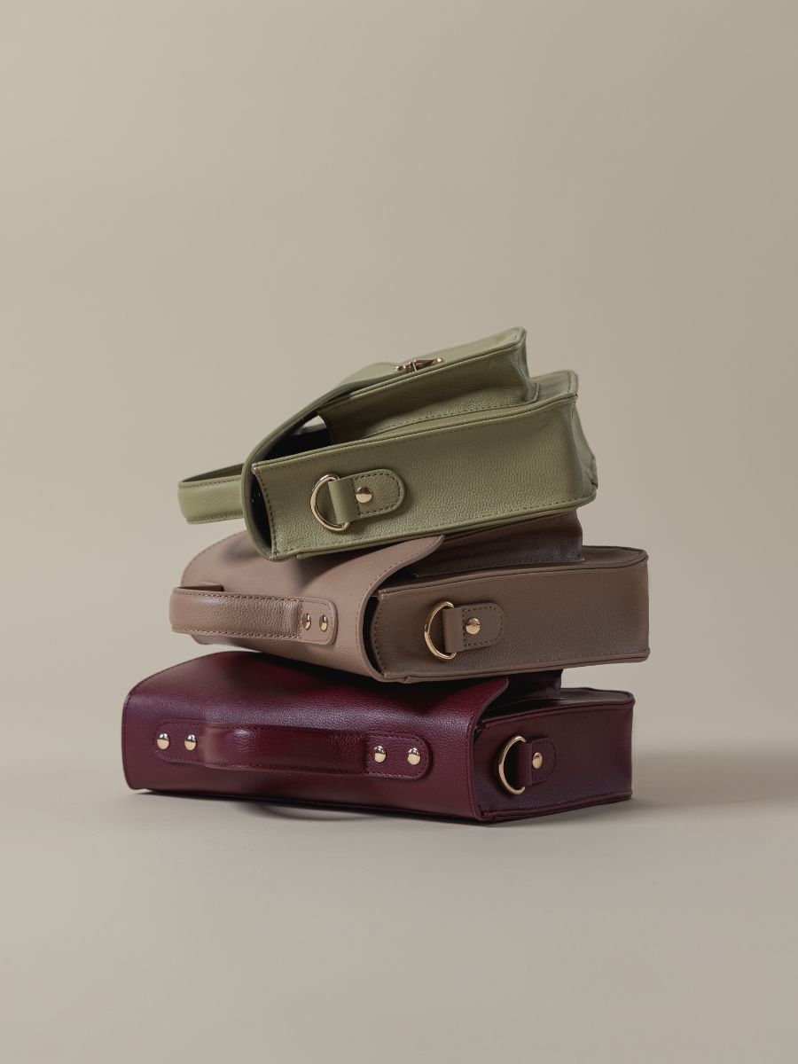 tas-bandouliere-leder-mademoiselle-george-n2-paars-zoom-materiaal-w105-p