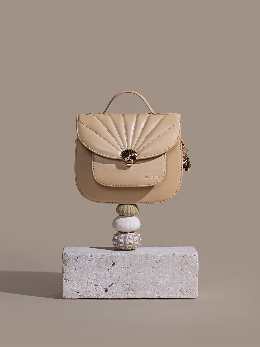 tas-bandelier-leder-beige-mademoiselle-george-coquillage-sable-vue-portee-w105-n