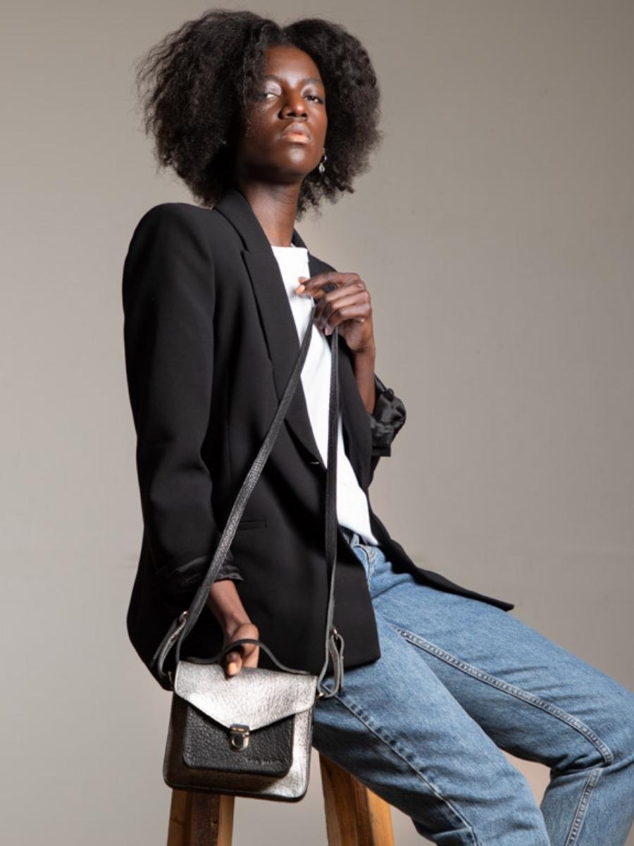 photo-vue-face-hand-bag-leather-zilver-MADEMOISELLE-GEORGE-XS-SILVER-BLACK-PAUL-MARIUS-W05XS-S-B