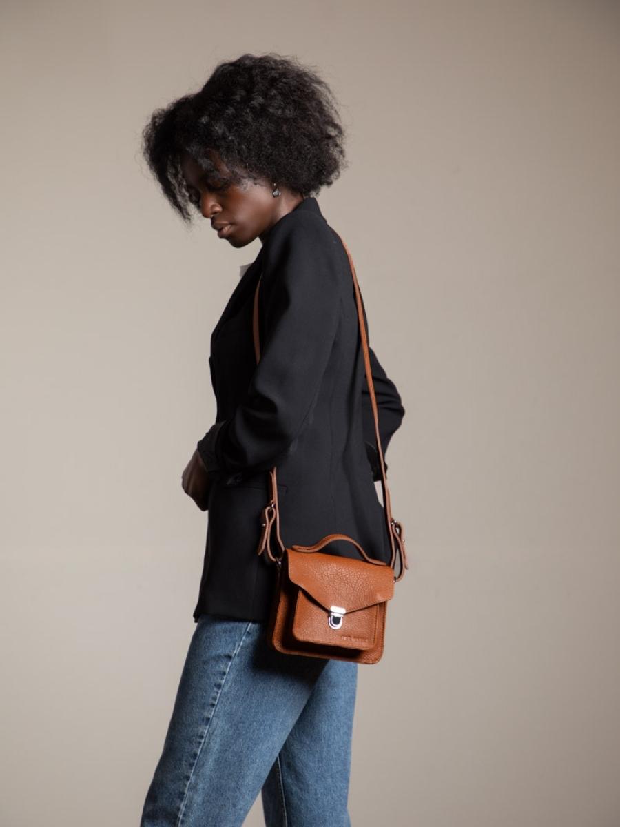 foto-overzicht-handtas-bruin-leder-mademoiselle-george-xs-naturel-paul-marius-w05xs-l