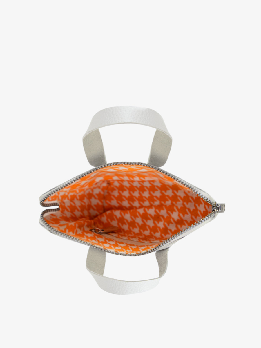 photo-interieur-verpleegster-leder-wit-monpremier-paul-marius-pedette-paul-marius-bbw-w