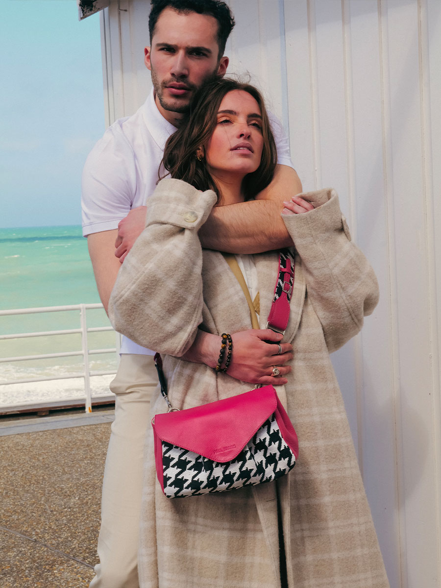 photo-focus-face-bag-leather-pink-suzon-m-allure-fuchsia-paul-marius-w25m-hs2-pi