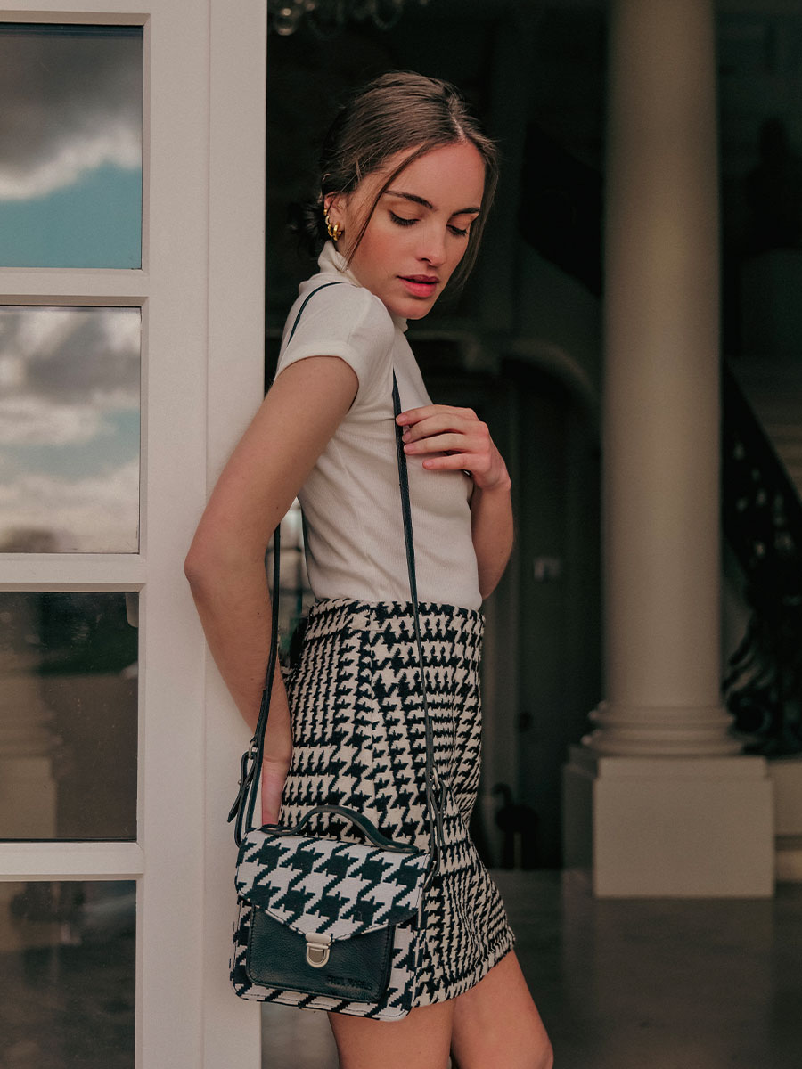 photo-view-mini-bandolier-purse-black-leather-mademoiselle-george-xs-allure-black-paul-marius-w05xs-hs2-b