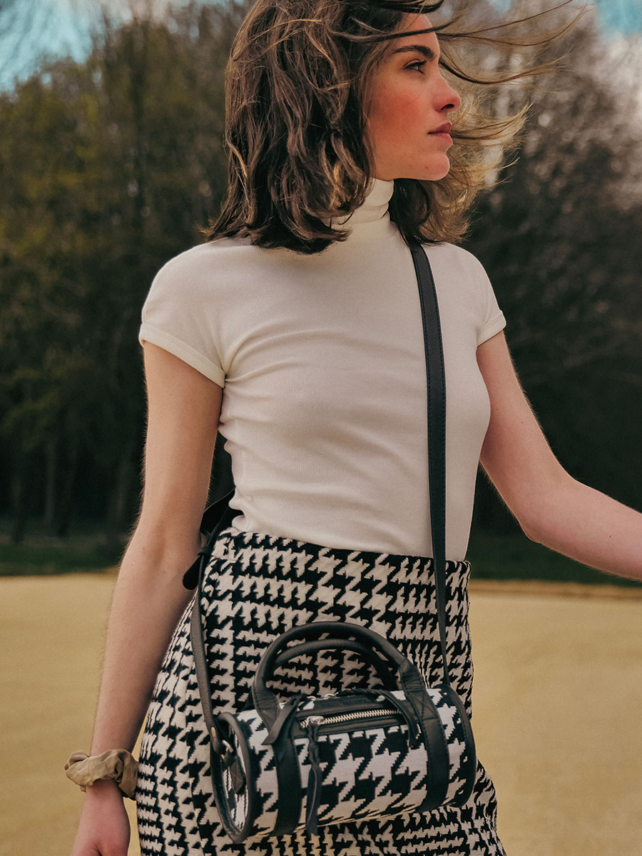 photo-view-hand-tas-leder-zwart-charlie-allure-black-paul-marius-w30-hs2-b