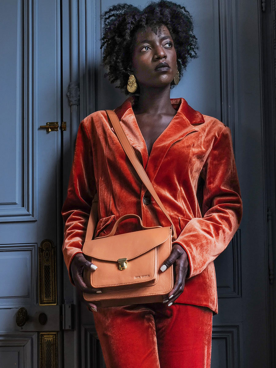 foto-handtas-leder-vrouw-bruin-mademoiselle-george-art-deco-caramel-paul-marius-w05-ad-ca