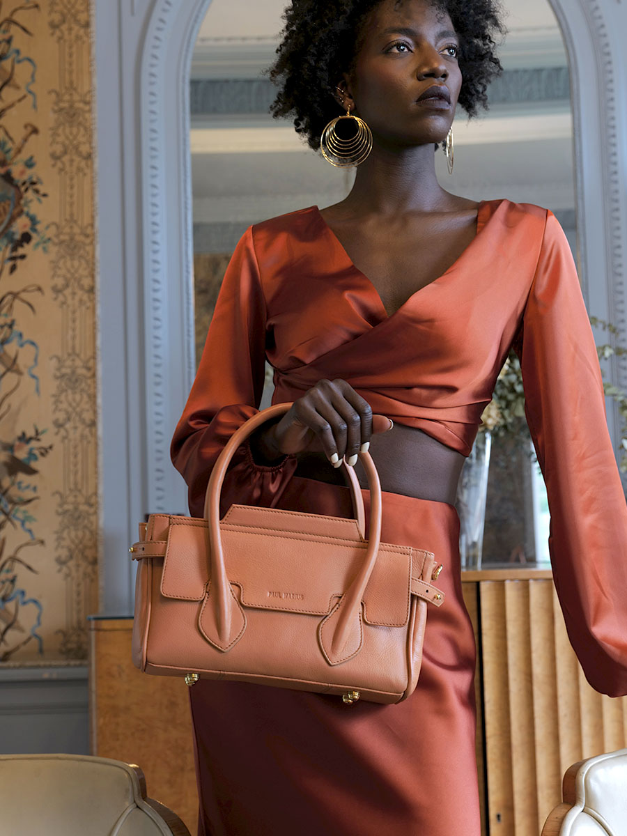 foto-handtas-bruin-leder-madeleine-kunst-deco-caramel-paul-marius-w31s-ad-ca