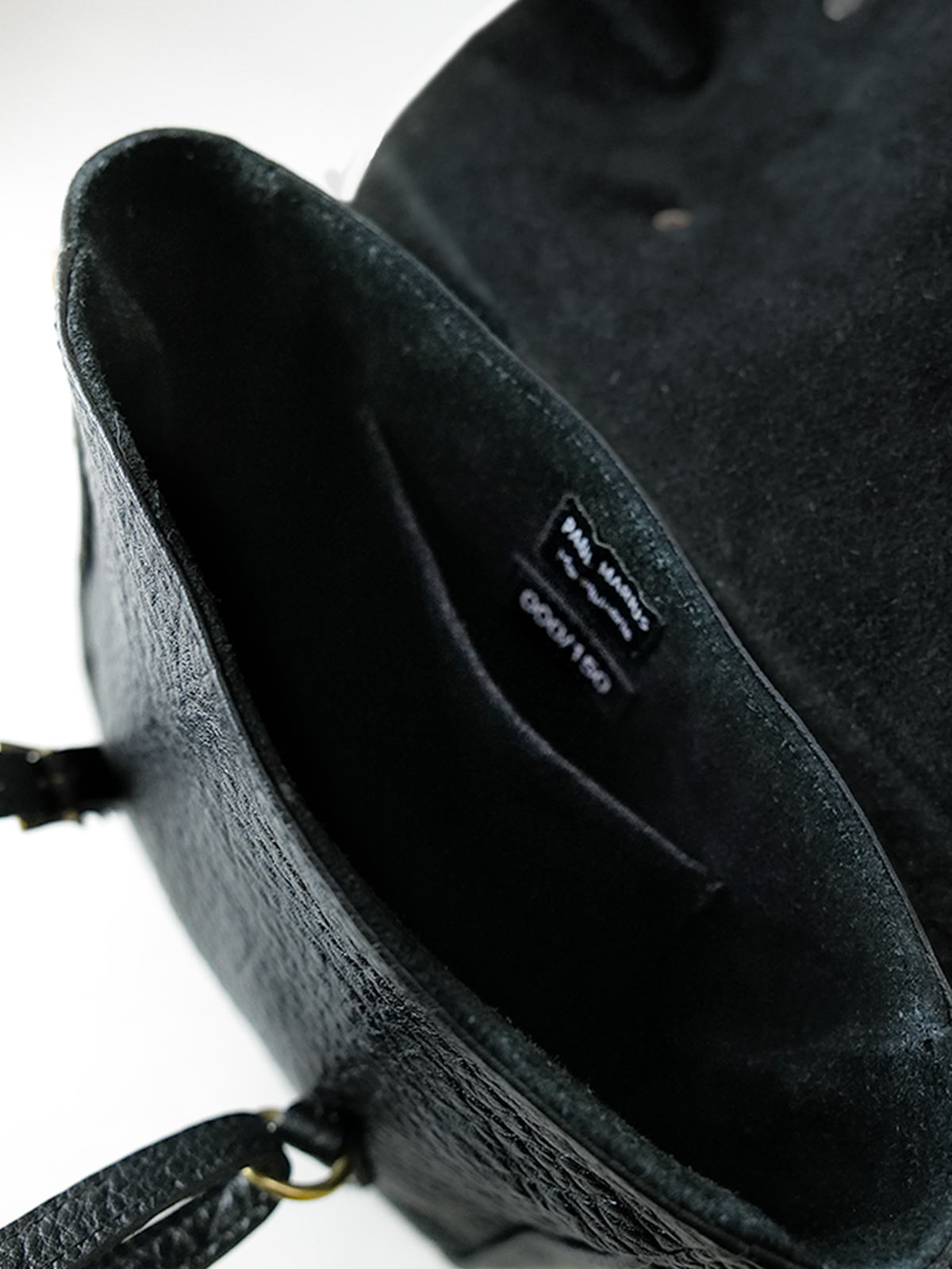 photo-interieur-sac-cuir-femme-noir-l-edition-noire-paul-marius-w27s-bed-n1