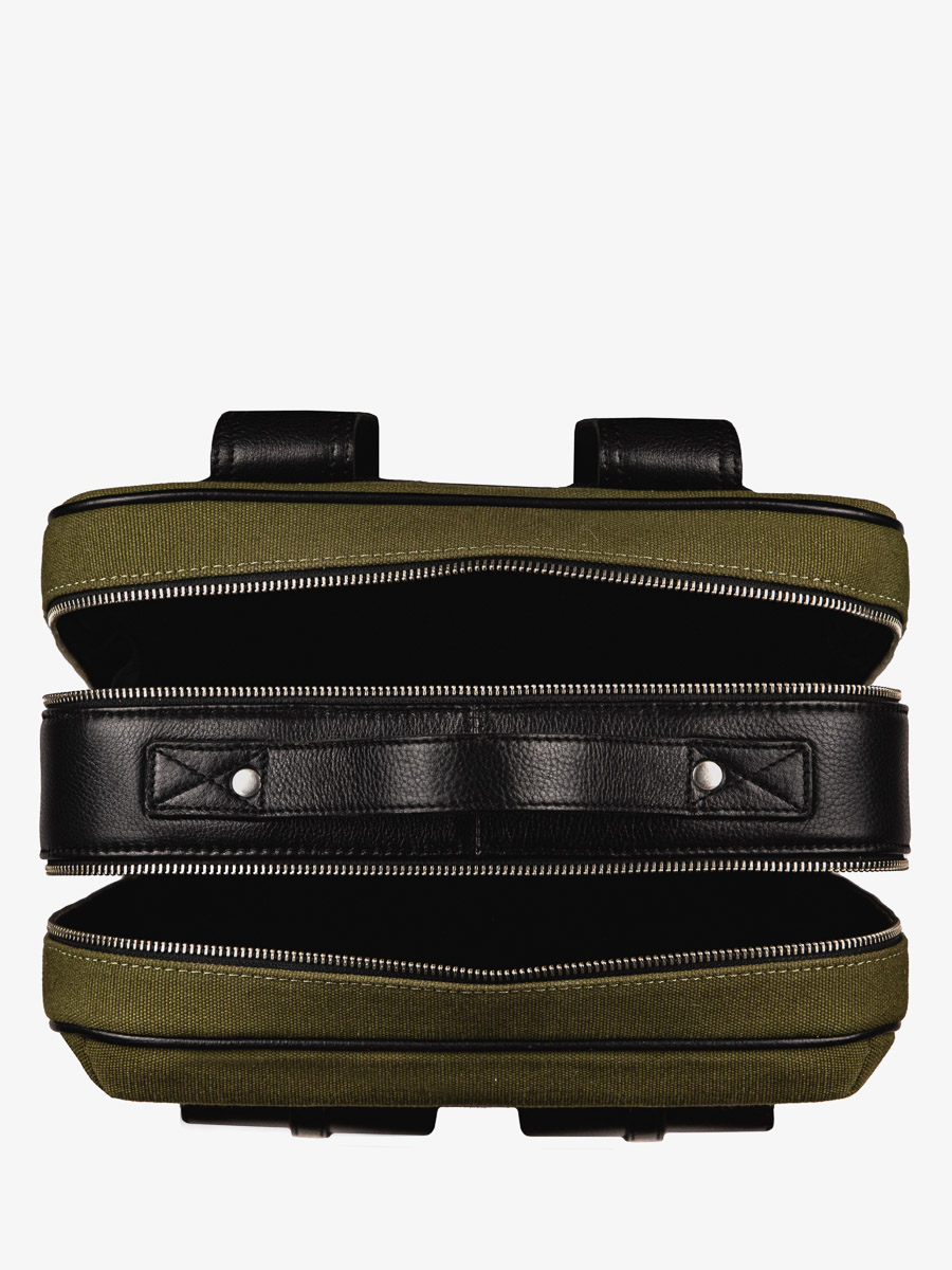 foto-interieur-rugzak-leder-unisex-zwart-kaki-stedelijk-zwart-toilet-kaki-paul-marius-b08-obl-gc