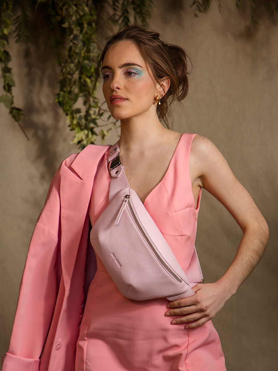 photo-banana-bag-carrier-leder-roze-pastel-paars-paul-marius-m503-pt-pi