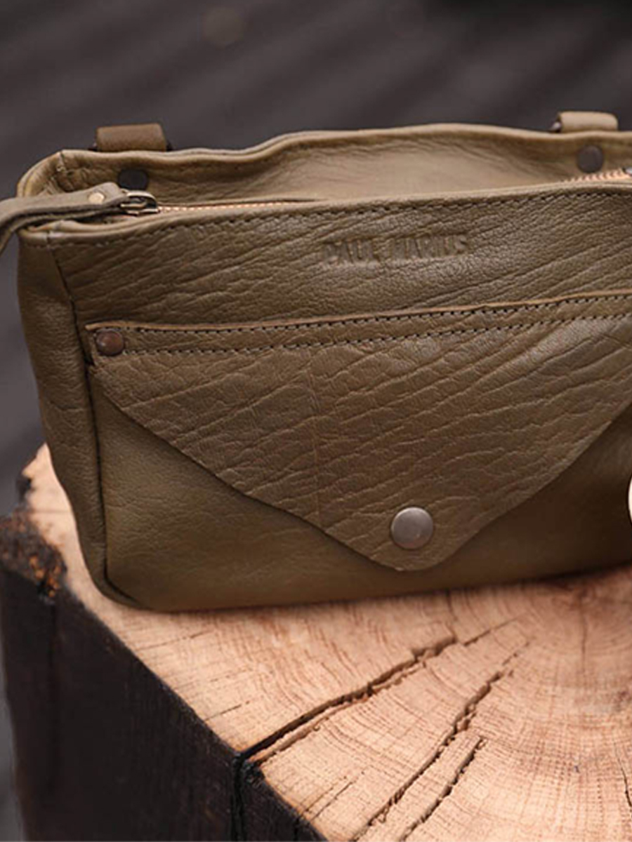 foto-riemtas-leren-schoudertas-vrouw-legavroche-kaki-paul-marius-w06-k