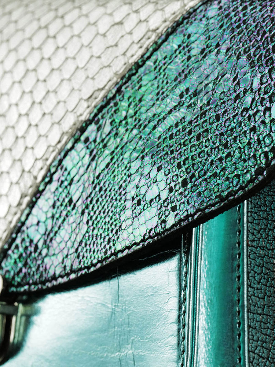 photo-interieur-bandouliere-bag-leather-woman-blue-white-mademoiselle-george-chimere-polar-paul-marius-w05-ch-s-blu