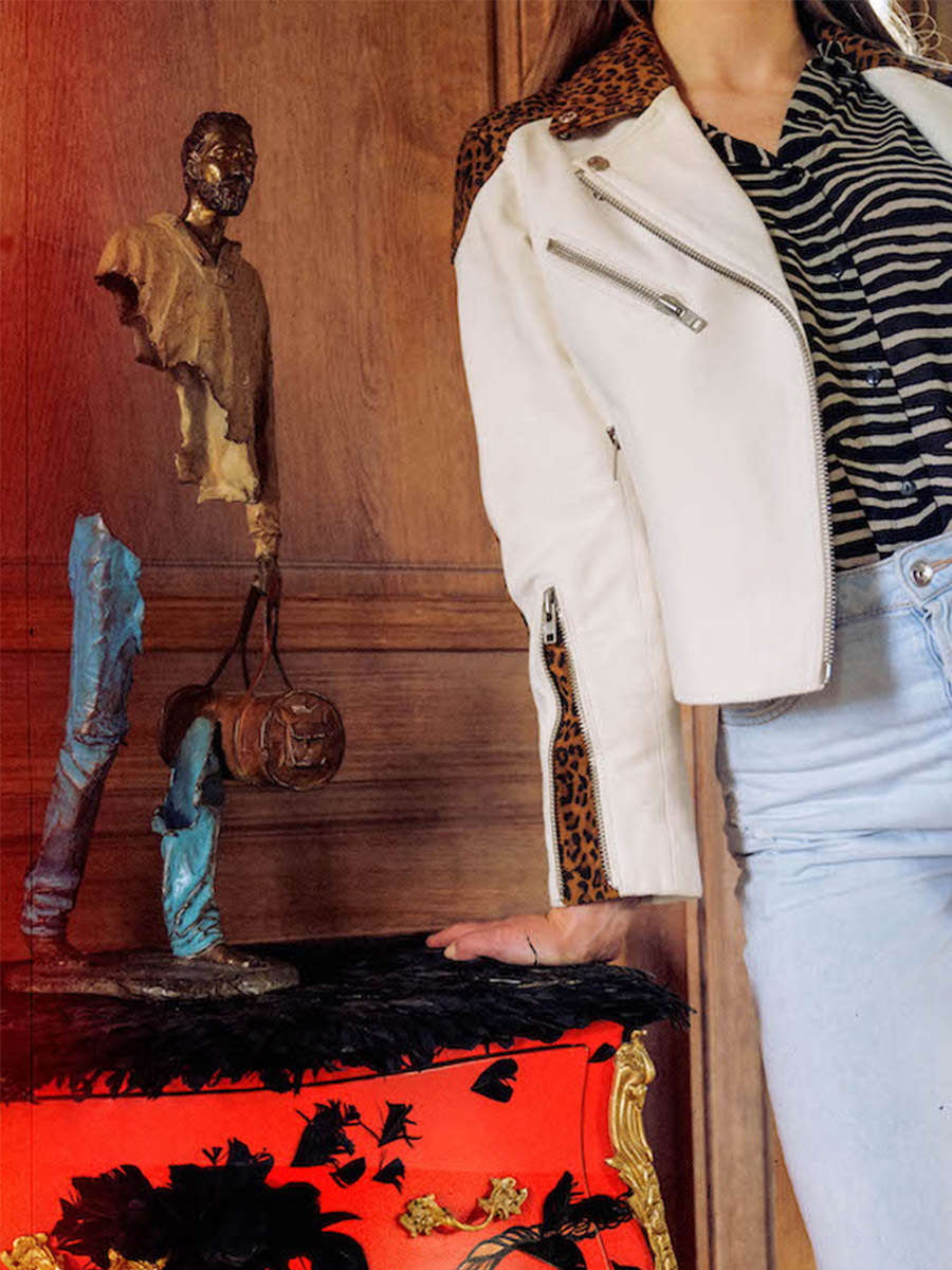 foto-perfecto-leer-vrouw-leopard-beige-perfecto-leer-naturel-kalk-paul-marius-wpj-lp-l-cr-s36