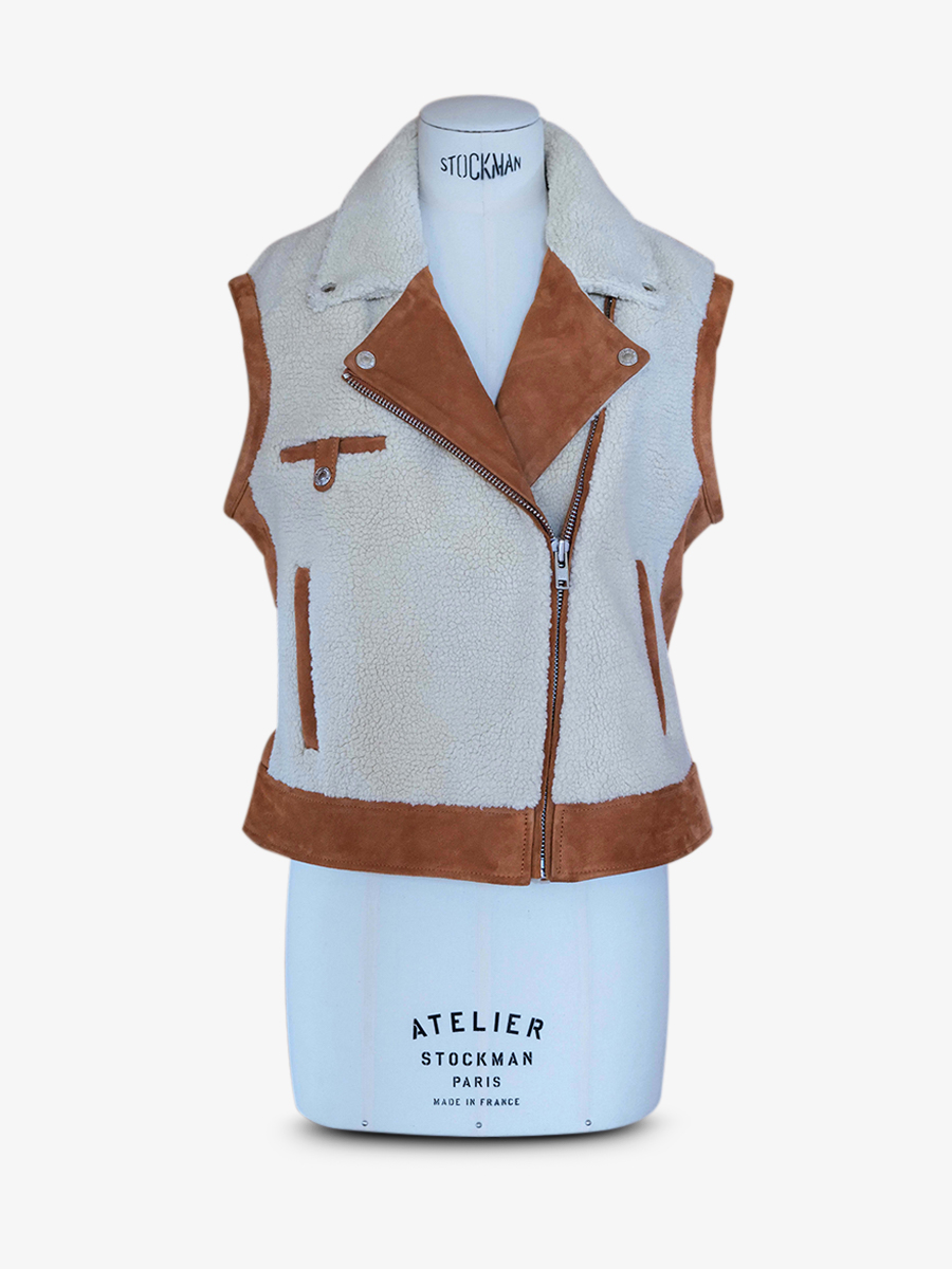 foto-interieur-perfecto-cuir-vrouw-bruin-leperfectos-manches-naturel-paul-marius-wpj-sm-sh-w-l-s36