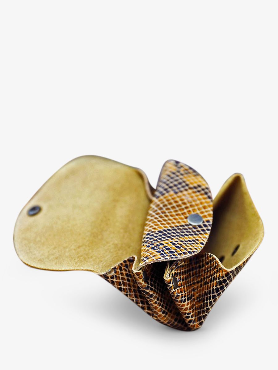 foto-interieur-buidel-leer-geel-legustave-python-safran-paul-marius-glp-p-y