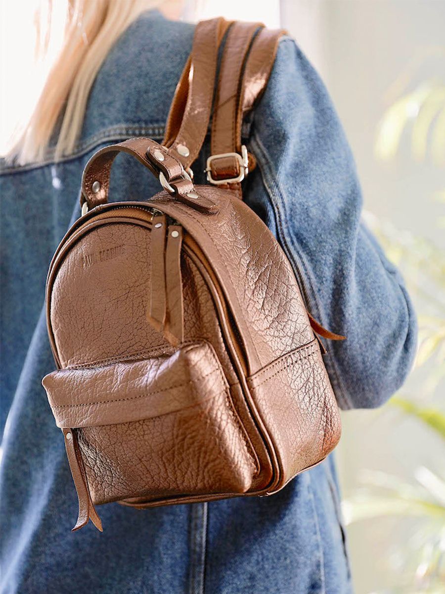 foto-portfolio-kleine-rugzak-leer-vrouw-koper-lemini-intrepide-koper-paul-marius-m37s-c