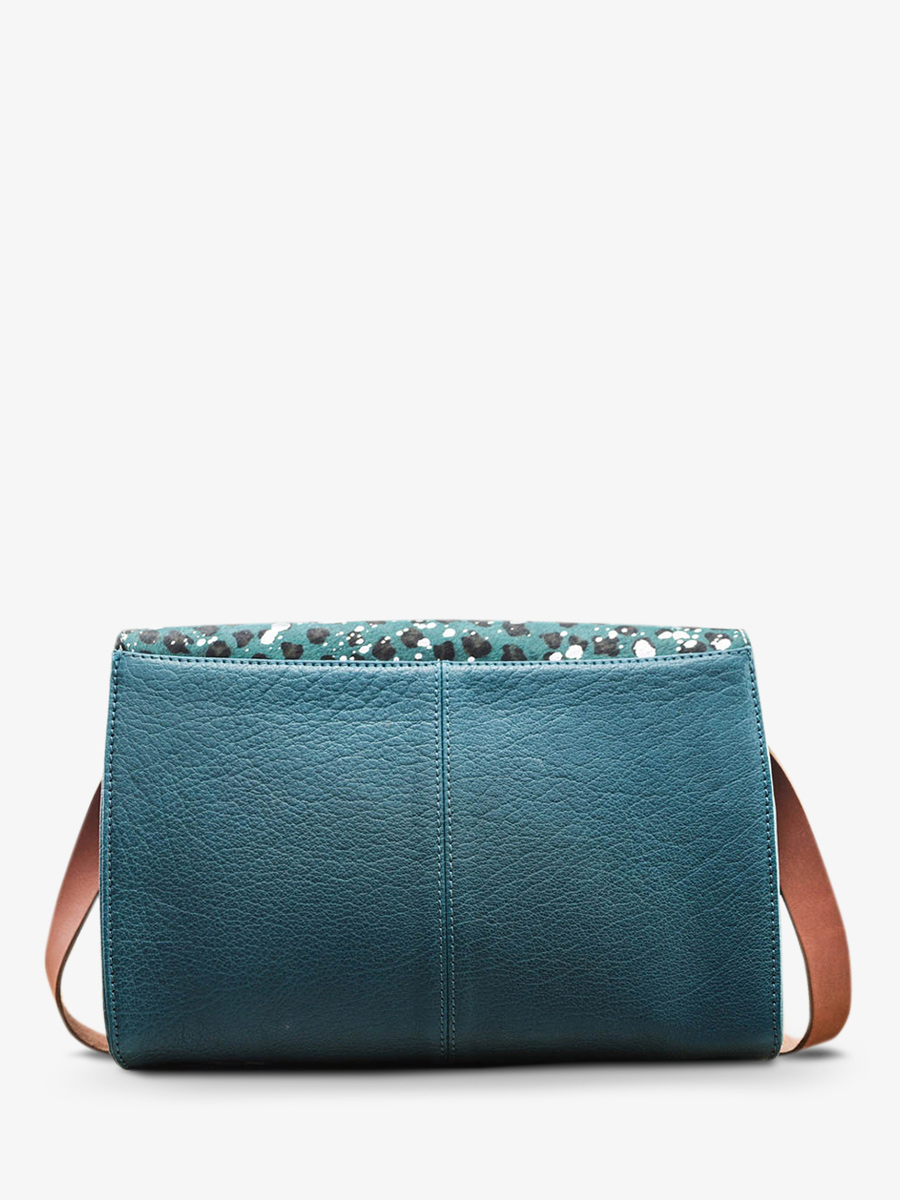 foto-interieur-bandelier-tas-leder-vrouw-blauw-zilver- onmisbaar-leopard-blauw-pool-zilver-paul-marius-w08-lp-blu-s